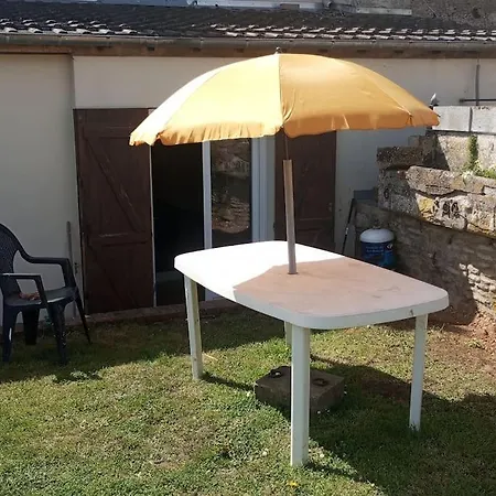 Casa de Férias Maison Avec Jardin Caen